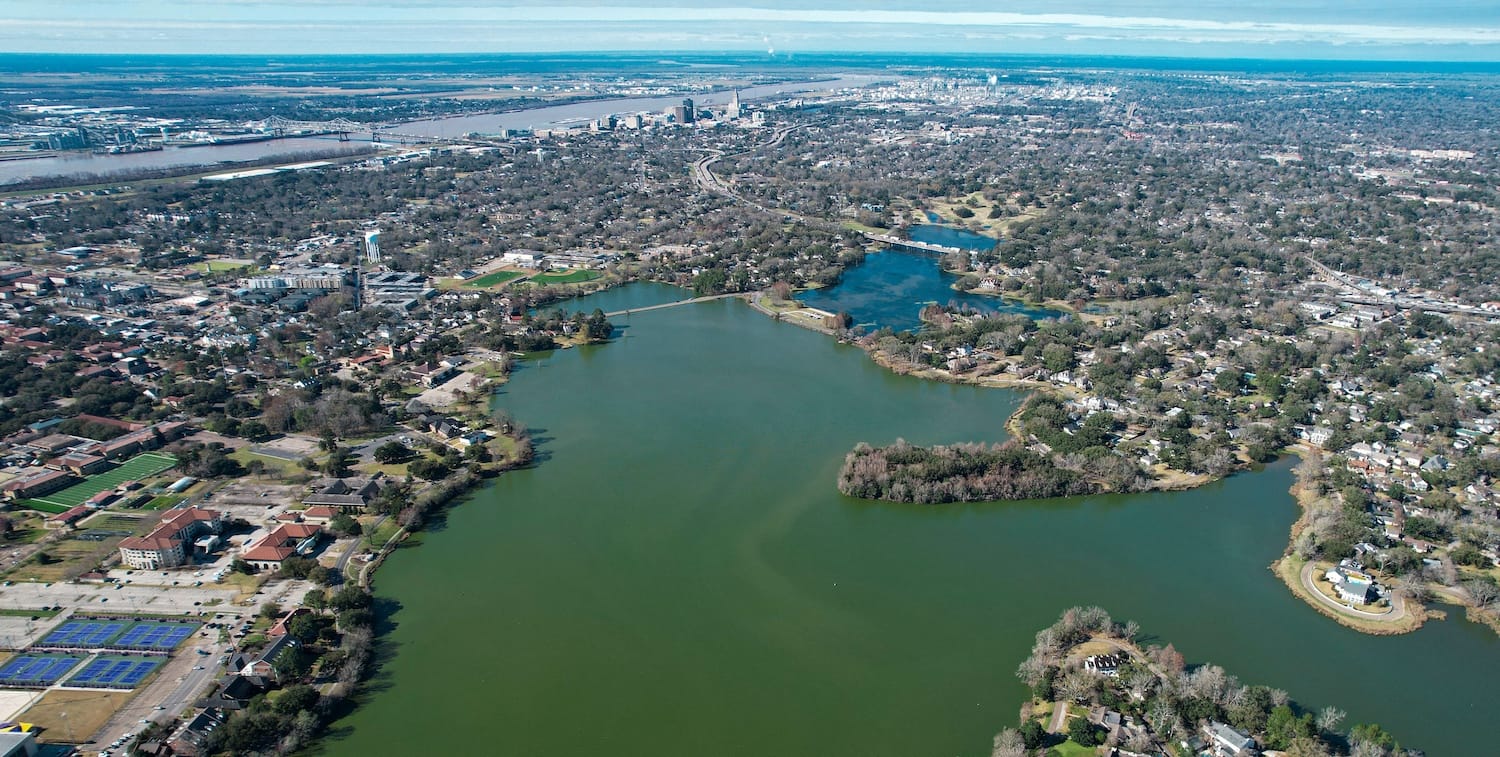 university-lakes
